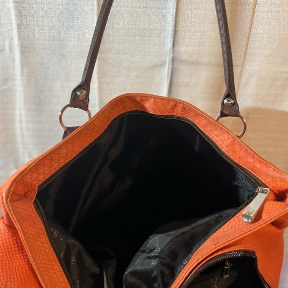 Guess large duffle tote bag orange tan cream - Picture 8 of 10